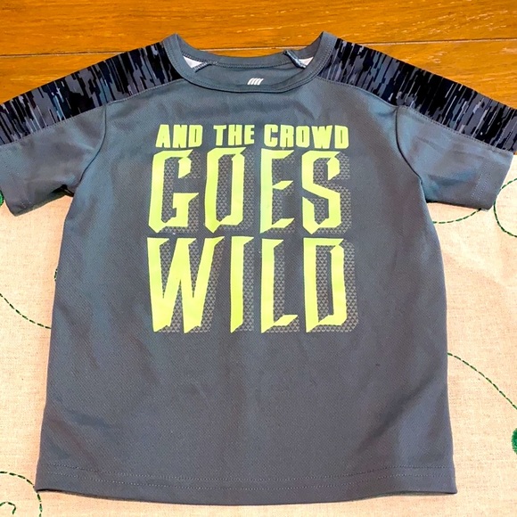 Set of 2 soccer t-shirts sz4 *EUC - Picture 2 of 5